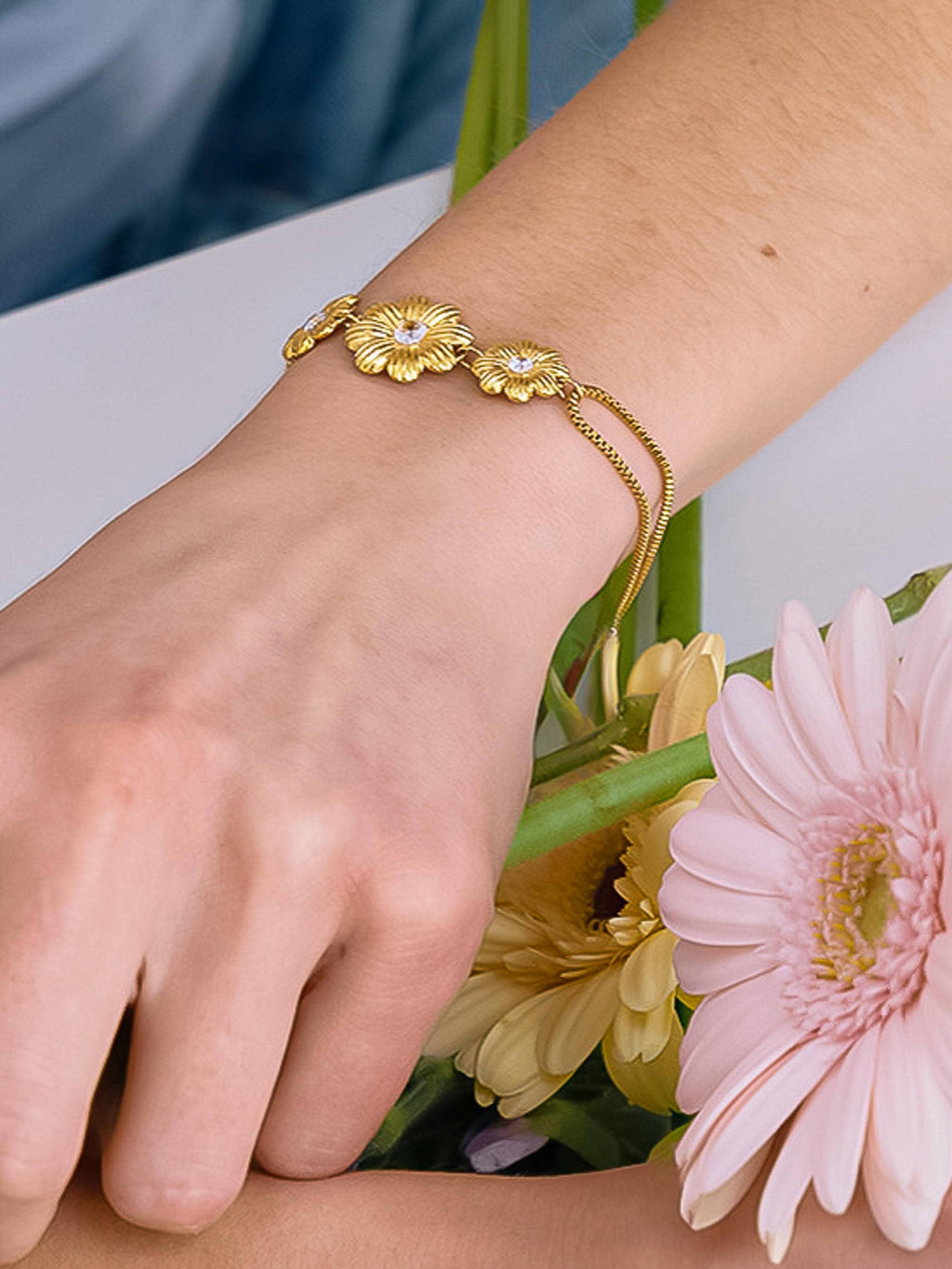 Camellia 18K Gold Non-Tarnish CZ Flower Chain Bracelet