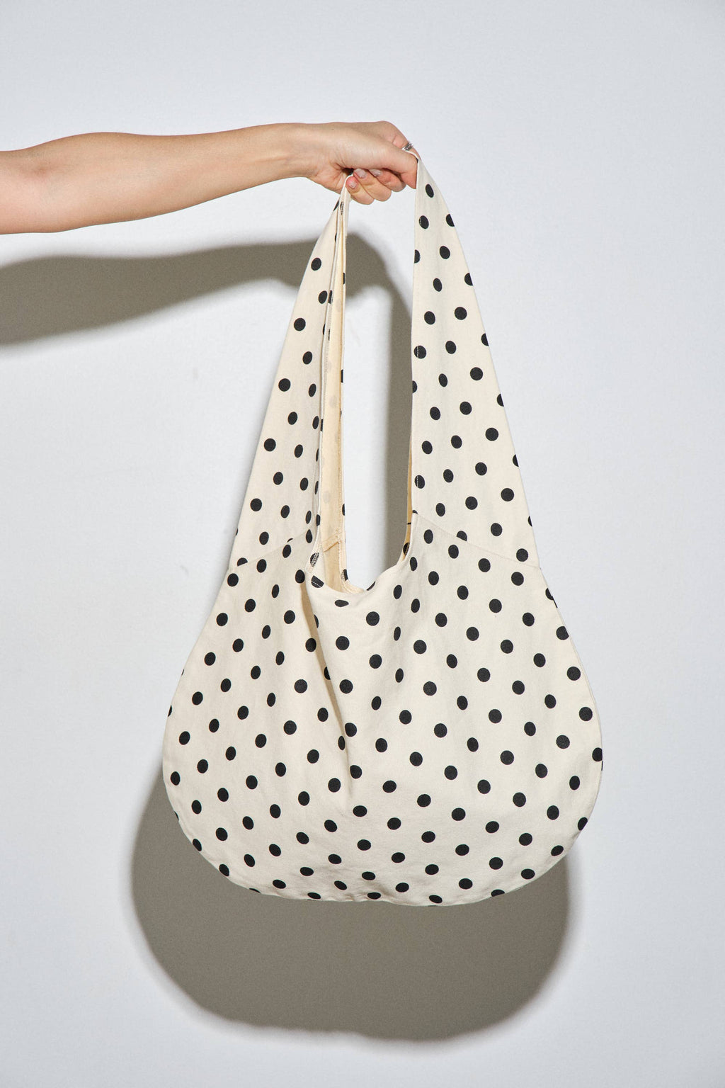 Collectique Polka dot hobo bag Bags Loucia O/S(3) / POLKA DOT Collectique O/S(3) / POLKA DOT Loucia Bags Polka dot hobo bag