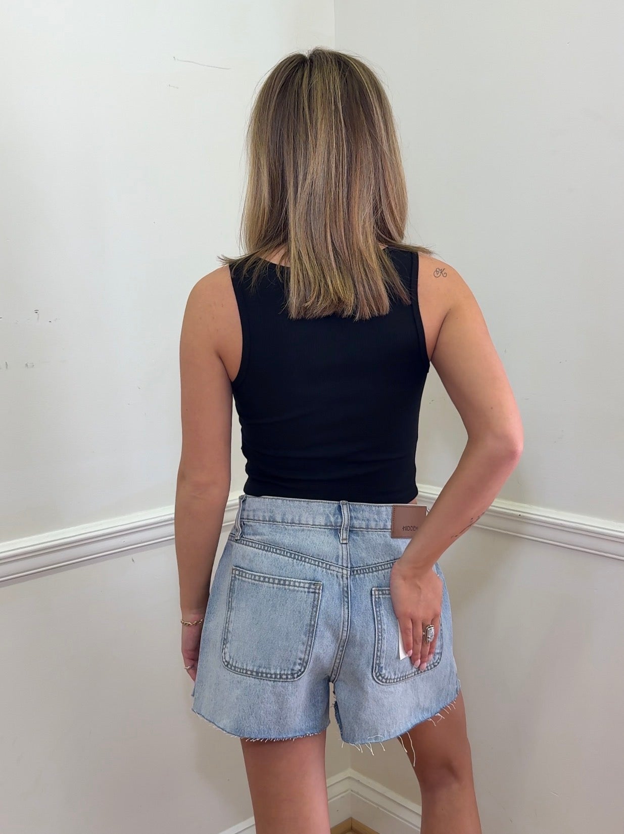 Collectique A LINE DENIM SHORTS bottoms Hidden Jeans M Collectique M Hidden Jeans bottoms A LINE DENIM SHORTS