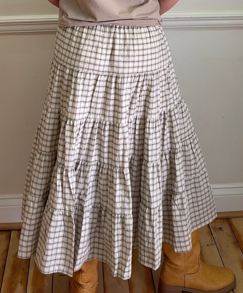 Elastic Waistband Tiered Plaid Skirt