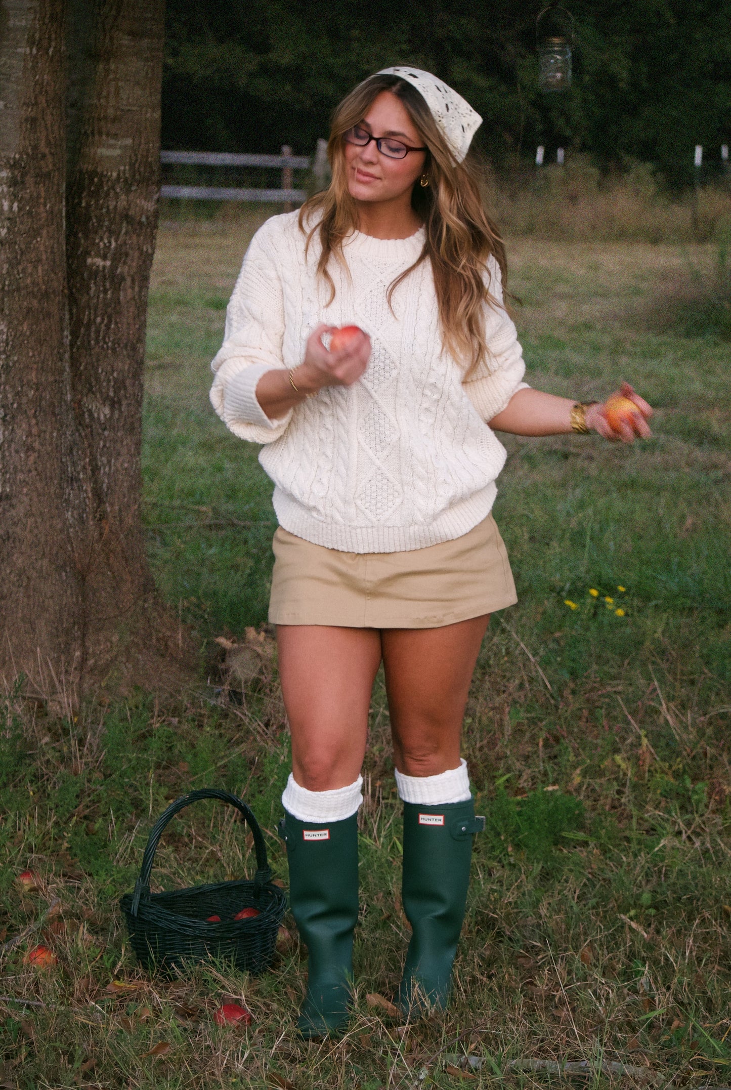 RAYNE Sweater