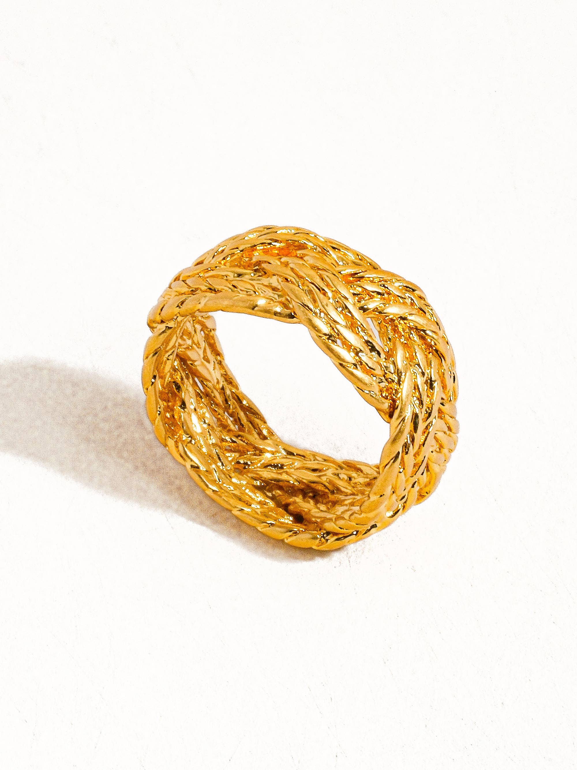 Collectique Celeste 18K Gold Vintage Twisted Bold Ring Flânerie by MAIQ Yellow Gold Collectique Yellow Gold Flânerie by MAIQ Celeste 18K Gold Vintage Twisted Bold Ring