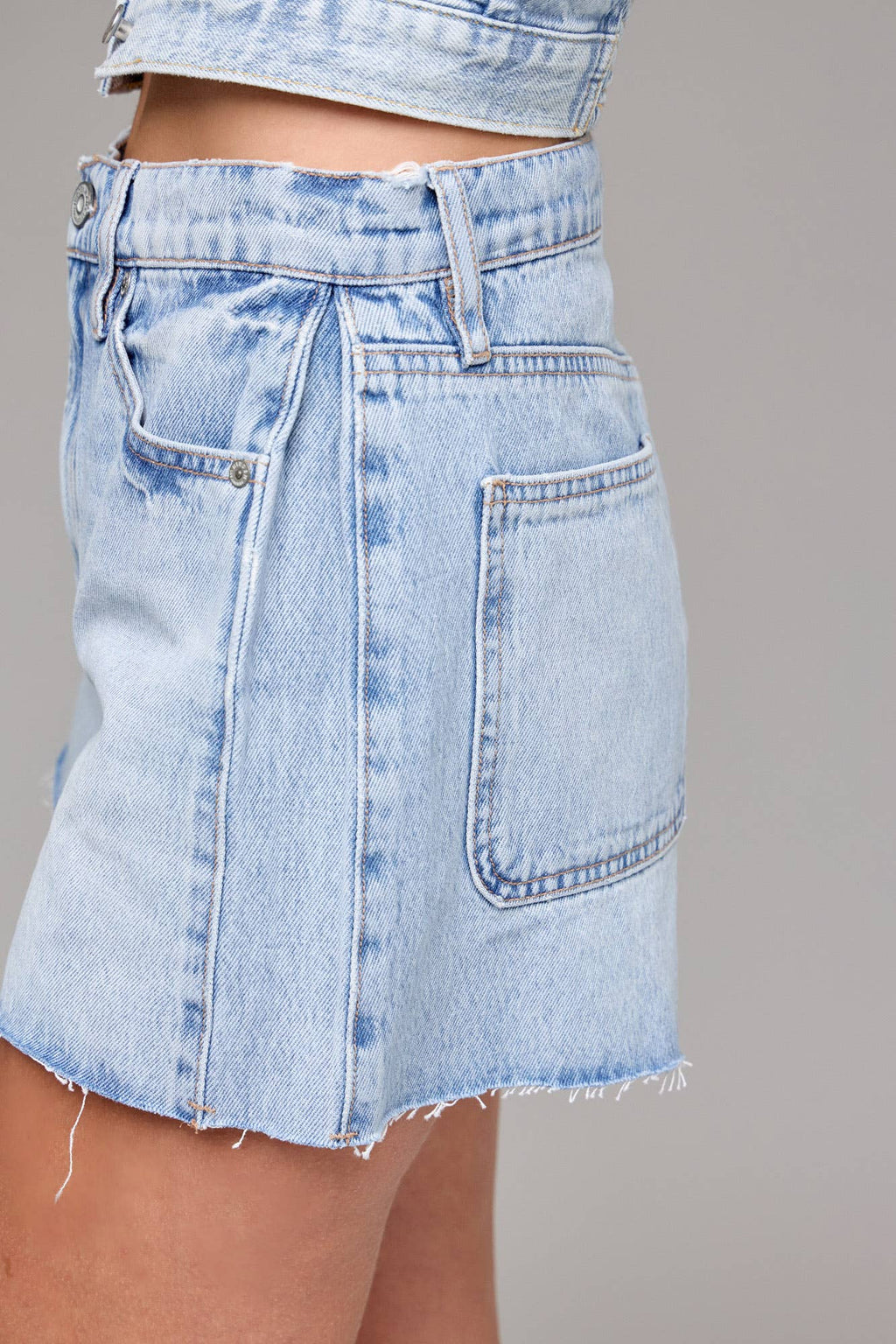 Collectique A LINE DENIM SHORTS bottoms Hidden Jeans M Collectique M Hidden Jeans bottoms A LINE DENIM SHORTS