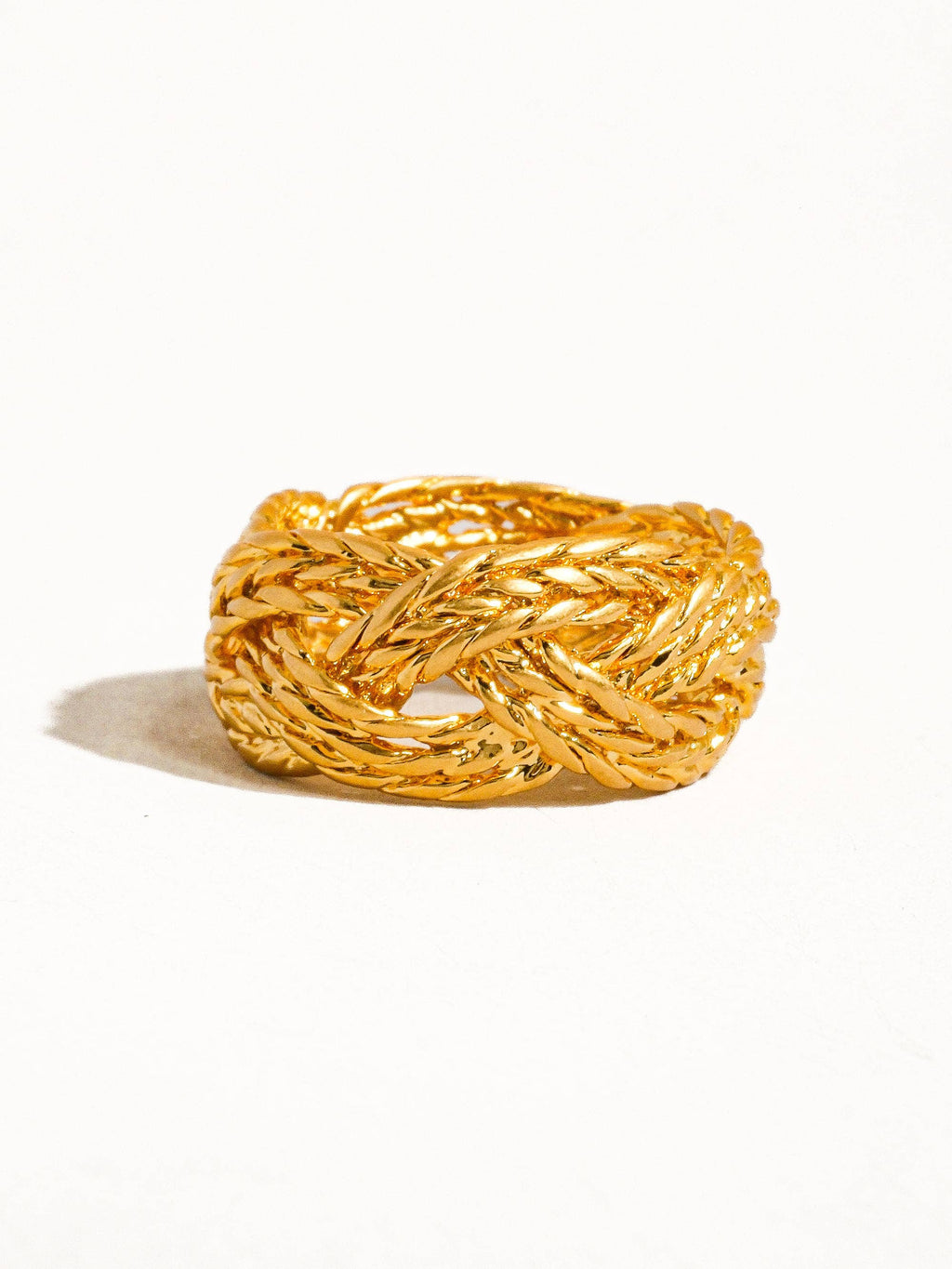 Collectique Celeste 18K Gold Vintage Twisted Bold Ring Flânerie by MAIQ Yellow Gold Collectique Yellow Gold Flânerie by MAIQ Celeste 18K Gold Vintage Twisted Bold Ring
