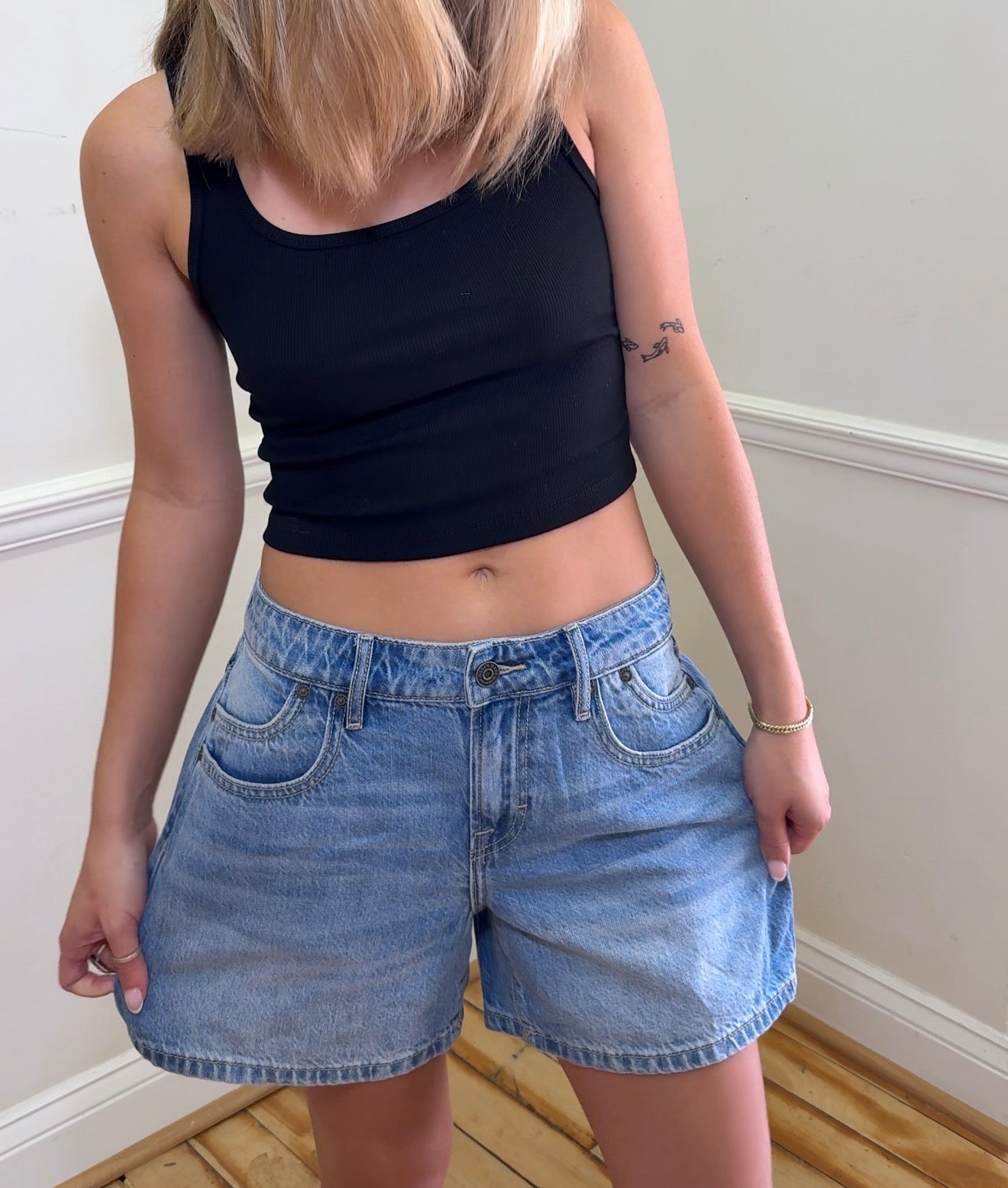 Collectique Sam Barrel Shorts bottoms Hidden Jeans S Collectique S Hidden Jeans bottoms Sam Barrel Shorts