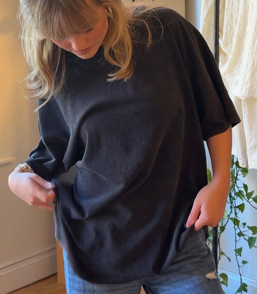 Mineral Wash Oversized Crew Neck T-Shirts