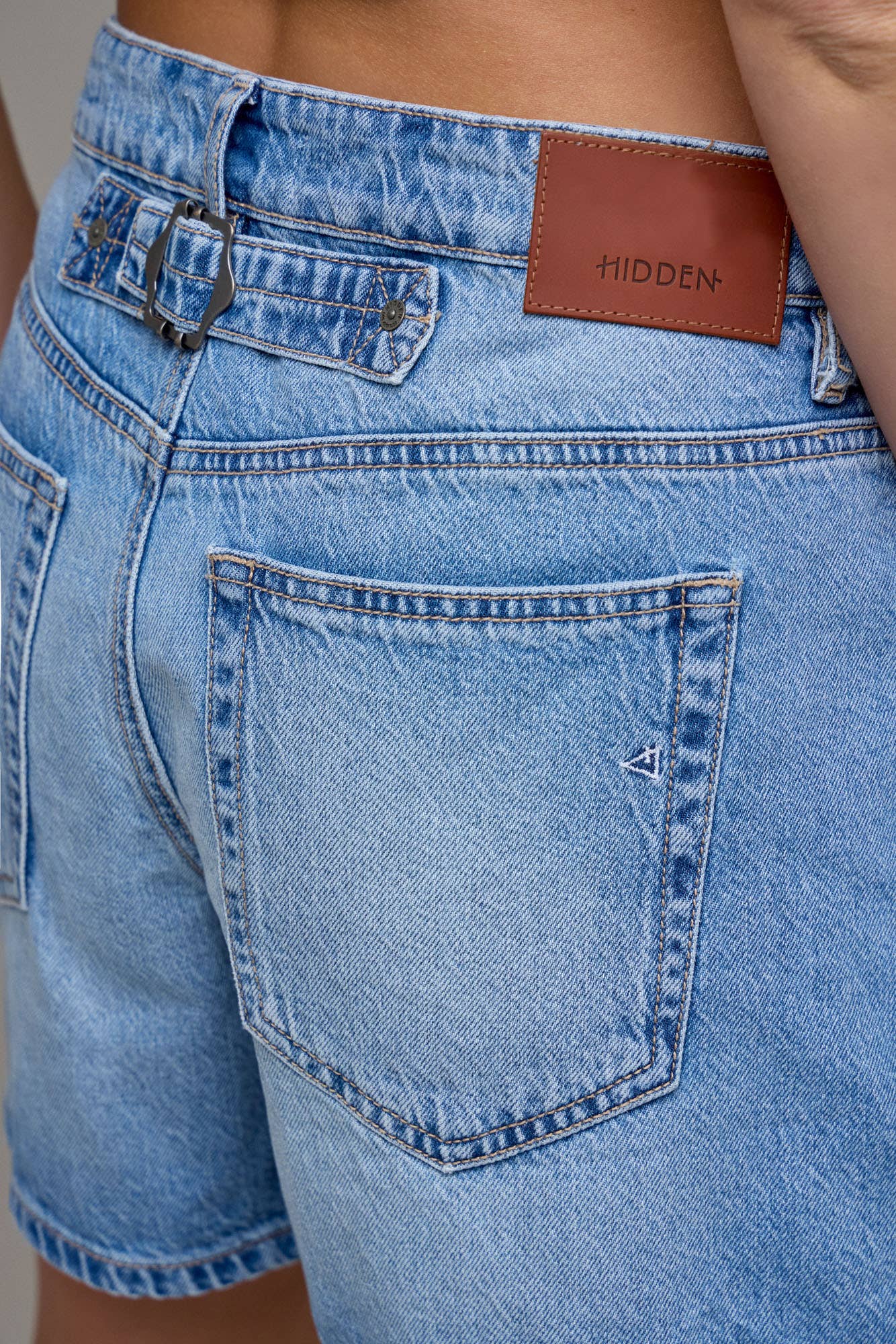 Collectique Sam Barrel Shorts bottoms Hidden Jeans S Collectique S Hidden Jeans bottoms Sam Barrel Shorts
