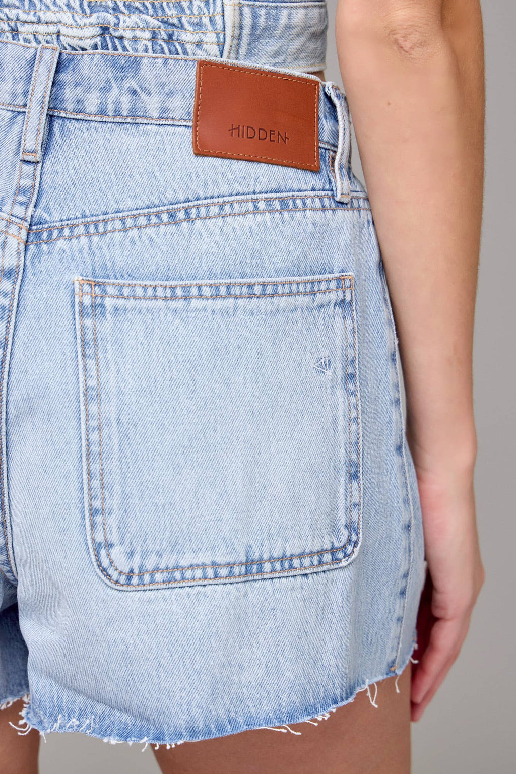 Collectique A LINE DENIM SHORTS bottoms Hidden Jeans M Collectique M Hidden Jeans bottoms A LINE DENIM SHORTS