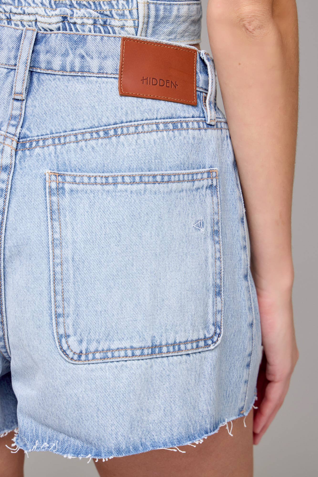 Collectique A LINE DENIM SHORTS bottoms Hidden Jeans M Collectique M Hidden Jeans bottoms A LINE DENIM SHORTS