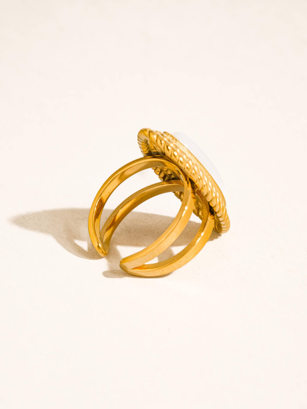 Charmelle 18K Gold Non-Tarnish Vintage Oval Stone Ring